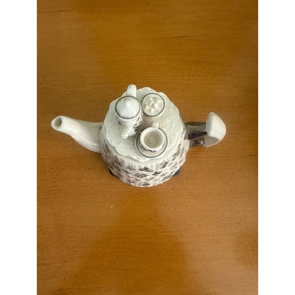 Vintage Collector's Ceramic Floral Teapot With Mini Teacup & Sugar Bowl Lid - Picture 2 of 6